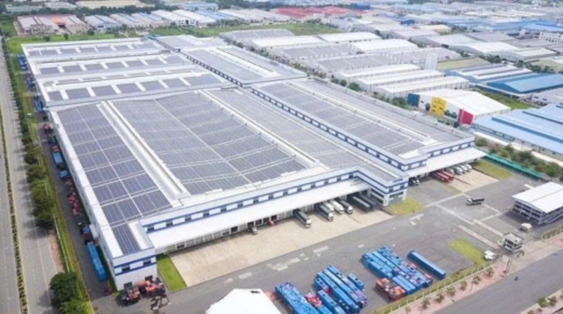 Rooftop solar system at Duy Tan Plastics Long An Factory - an operational ESG solution monitored and evaluated through energy data.