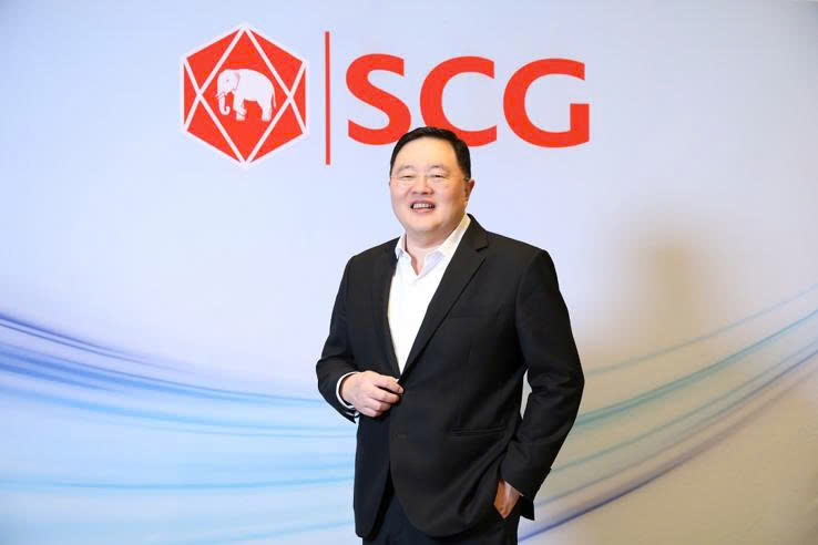 Ông Thammasak Sethaudom, Chủ tịch kiêm Giám đốc điều hành Tập đoàn SCG, công bố kết quả kinh doanh nửa đầu năm 2026 của Tập đoàn và tái khẳng định cam kết đồng hành lâu dài tại Việt Nam.